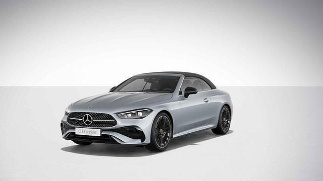 Zilver Nieuw 2025 Mercedes 200 AMG line Cabriolet | € 90.500 - Afbeelding 1/4