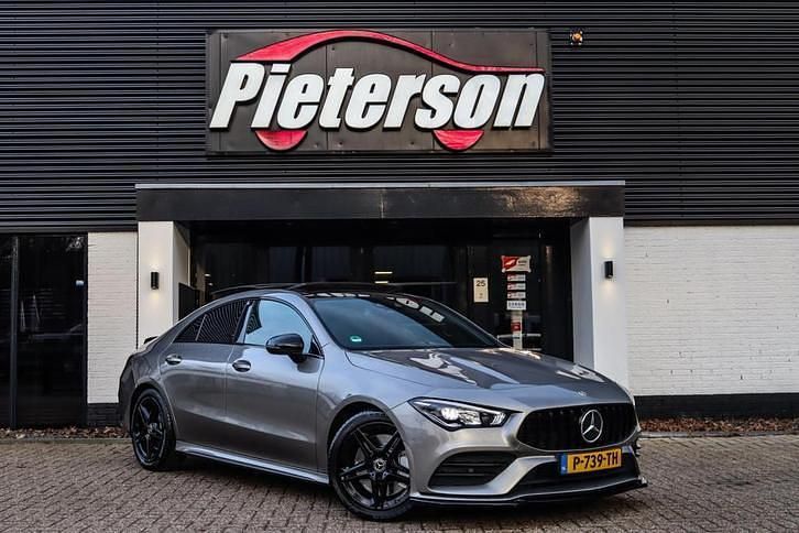 Occasion Mercedes CLA220 Premium Plus 251 PK (184 kW) 2019 Grijs Sedan