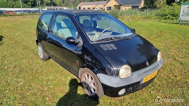 Zwart Gebruikt 2002 Renault Twingo Hatchback | € 1.450 (Eerlijke prijs) - Afbeelding 1/4