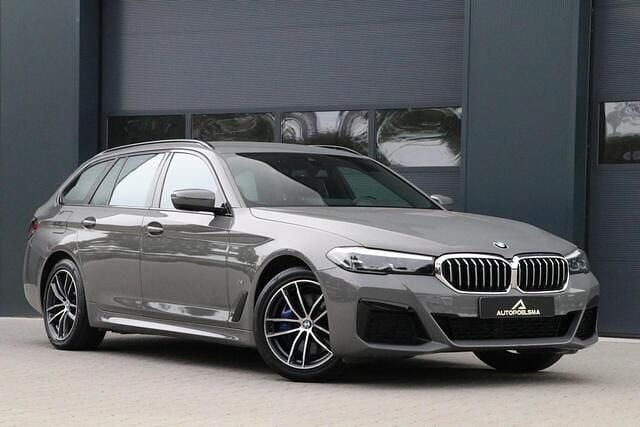 Grijs Gebruikt 2021 BMW 530e Shadowline Stationwagen | € 31.949 (Super prijs) - Afbeelding 1/4