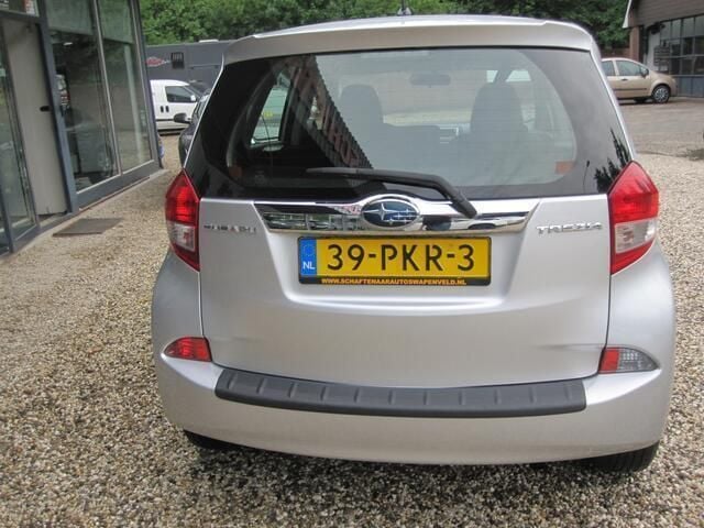Occasion Subaru Trezia Comfort 101 PK (74 kW) 2011 Grijs Hatchback