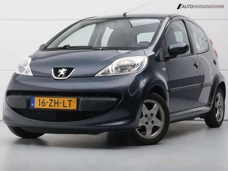 Occasion Peugeot 107 Urban Move 68 PK (50 kW) 2008 Grijs Hatchback