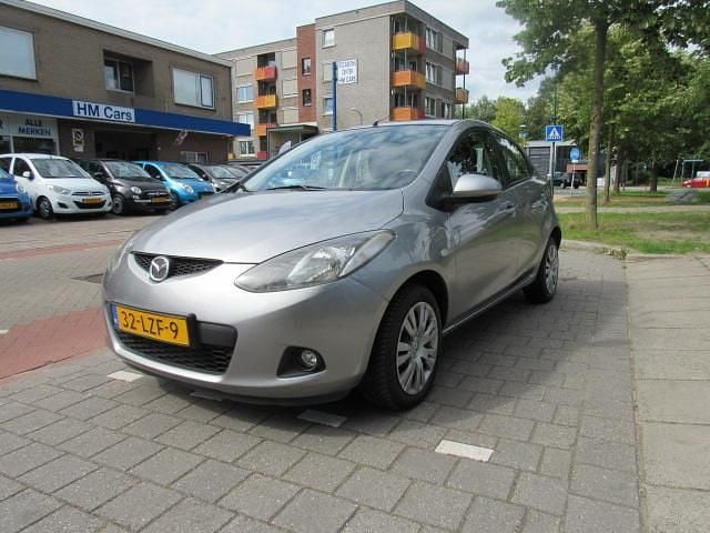 Grijs Gebruikt 2010 Mazda 5 MPV | € 3.950 (Eerlijke prijs) - Afbeelding 1/4