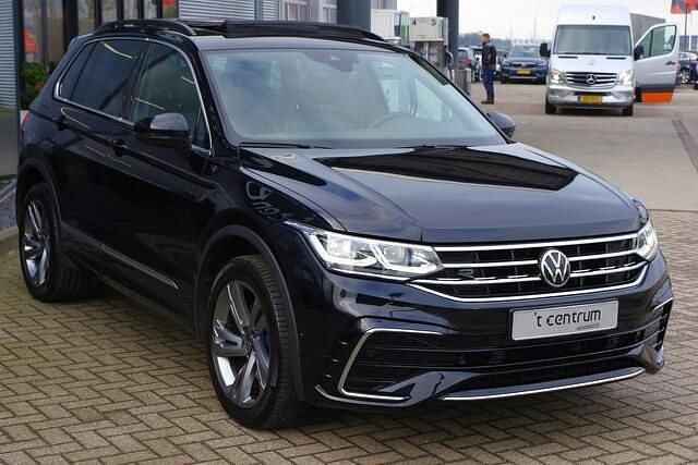 Occasion VW Tiguan R-line 245 PK (180 kW) 2022 Zwart (parellak) SUV