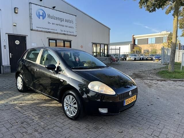 Zwart Gebruikt 2006 Fiat Grande Punto Hatchback | € 1.299 (Goede deal) - Afbeelding 1/4