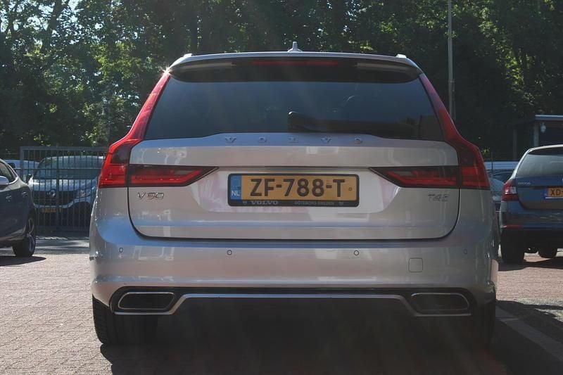 Occasion Volvo V90 R-Design 2018 Grijs Stationwagen