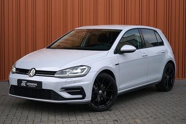 Wit Occasion 2018 VW Golf VII R-line Hatchback | € 16.450 (Goede deal) - Afbeelding 1/4