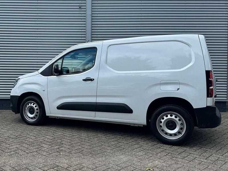 Occasion Opel Combo Comfort 131 PK (96 kW) 2024 Wit Van