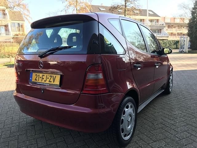Occasion Mercedes A140 Classic 82 PK (60 kW) 2000 Rood (metallic) Stationwagen
