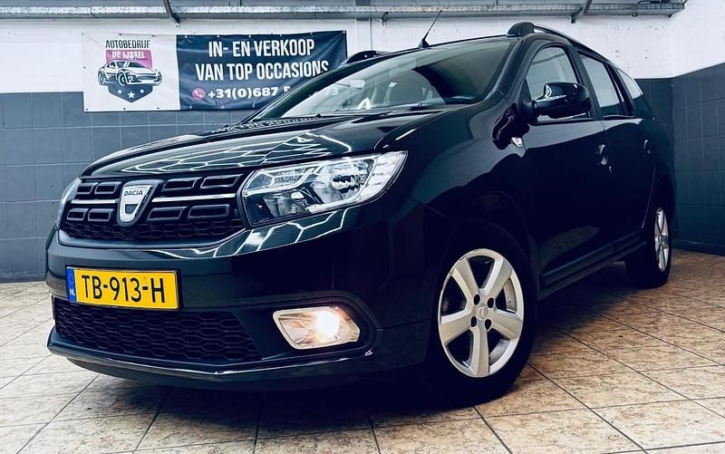 Zwart Gebruikt 2018 Dacia Logan MCV Lauréate MPV | € 8.000 - Afbeelding 1/4