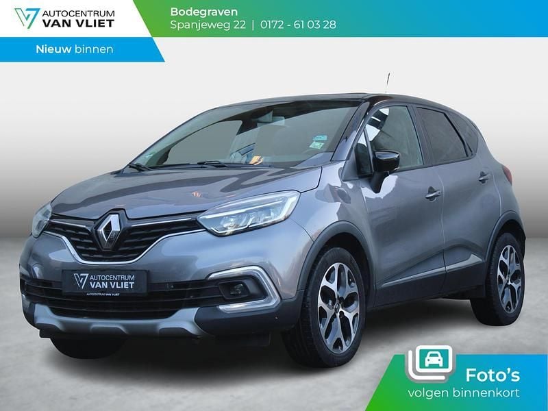 Grijs Gebruikt 2019 Renault Captur Intens SUV | € 13.799 (Eerlijke prijs) - Afbeelding 1/4