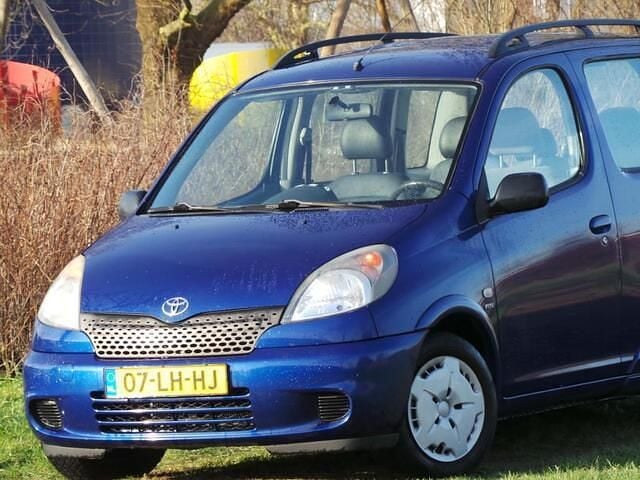 Occasion Toyota Yaris Verso Luna 86 PK (63 kW) 2003 Blauw MPV