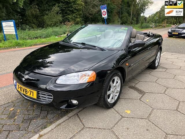 Occasion Chrysler Sebring Cabriolet 203 PK (149 kW) 2002 Zwart Cabriolet