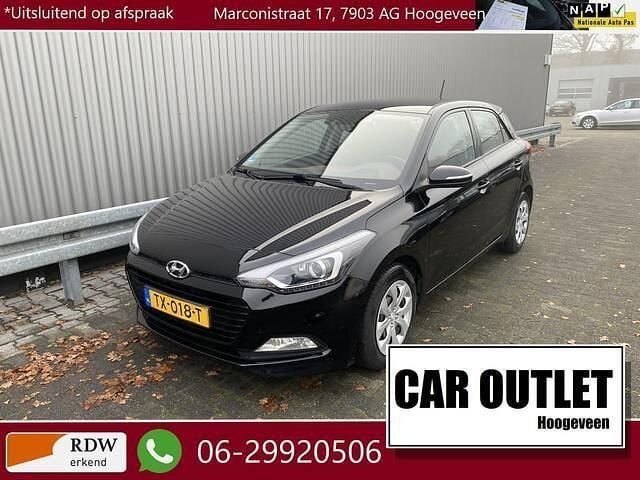 Zwart Occasion 2018 Hyundai i20 Comfort Hatchback | € 8.950 (Goede deal) - Afbeelding 1/4