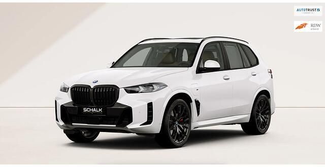 Wit Occasion 2025 BMW X5 M Sport SUV | € 89.950 - Afbeelding 1/4