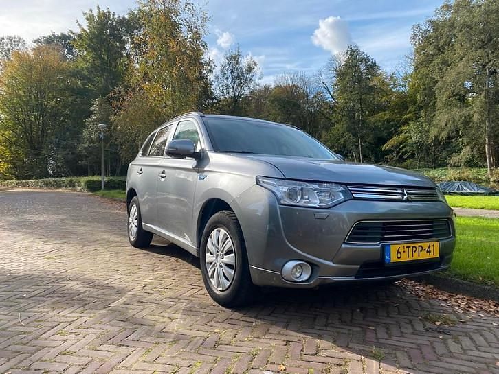 Occasion Mitsubishi Outlander 204 PK (150 kW) 2014 SUV