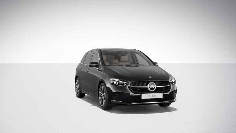 Zwart Gebruikt 2024 Mercedes B180 Luxury MPV | € 40.950 (Eerlijke prijs) - Afbeelding 1/4