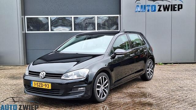 Zwart Gebruikt 2014 VW Golf VII Comfortline Hatchback | € 6.450 (Goede deal) - Afbeelding 1/4