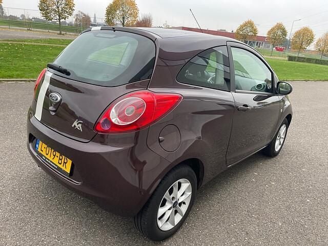 Occasion Ford Ka Champions Edition 69 PK (50 kW) 2013 Bruin (metallic) Hatchback