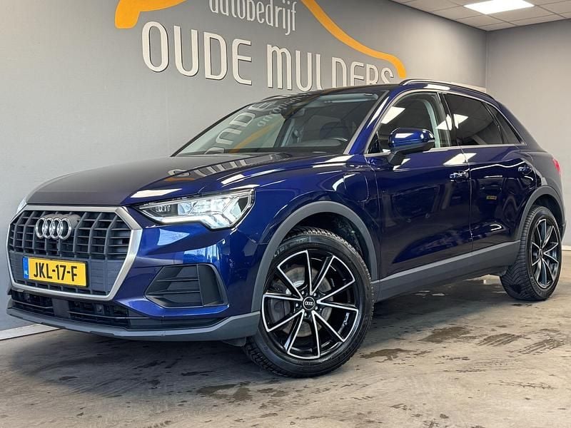 Blauw Gebruikt 2022 Audi Q3 Comfort SUV | € 32.950 (Goede deal) - Afbeelding 1/4
