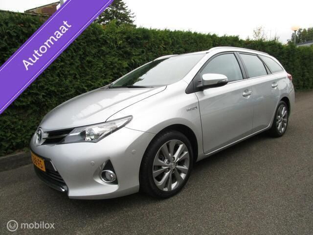 Grijs Gebruikt 2014 Toyota Auris Touring Sports Executive Stationwagen | € 14.950 (Eerlijke prijs) - Afbeelding 1/4