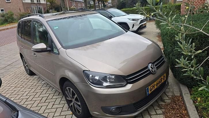 Gebruikt 2014 VW Touran MPV | € 18.300 (Duur) - Afbeelding 1/4
