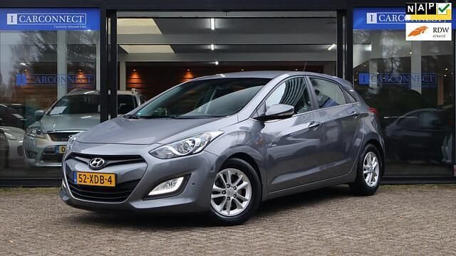 Occasion Hyundai i30 135 PK (99 kW) 2012 Grijs (metallic) Hatchback
