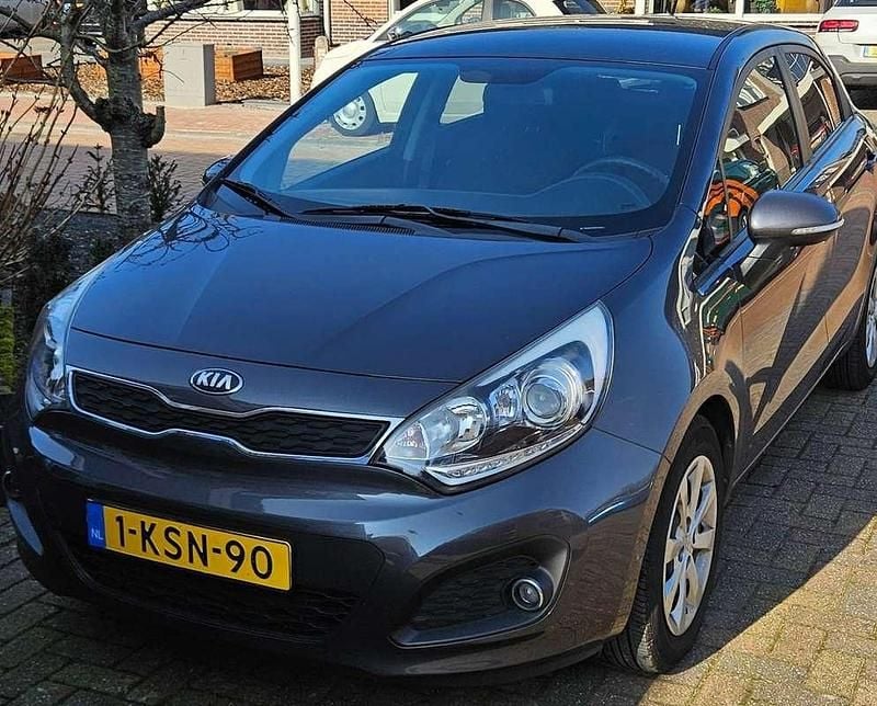 Gebruikt 2013 Kia Rio Plus Hatchback | € 5.100 (Goede deal) - Afbeelding 1/4