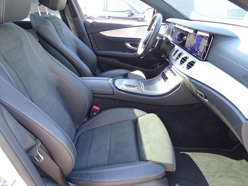 Occasion Mercedes E300 AMG line 313 PK (230 kW) 2023 Wit Sedan