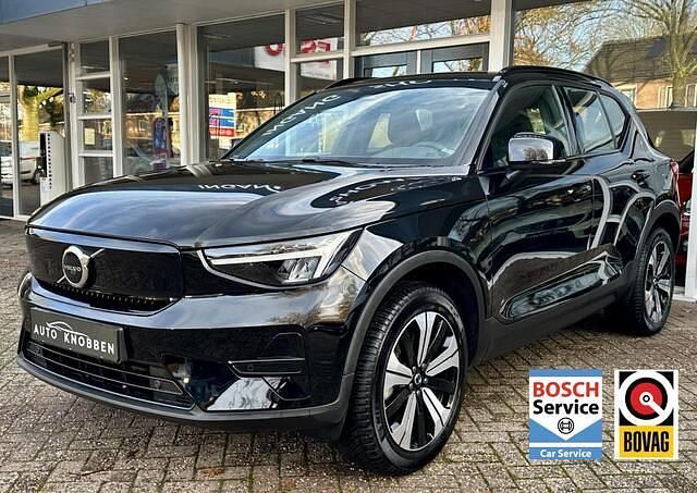 Zwart Occasion 2022 Volvo XC40 Plus SUV | € 32.400 (Goede deal) - Afbeelding 1/4