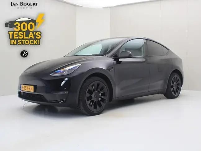 Zwart Gebruikt 2021 Tesla Model Y Long Range AWD SUV | € 32.400 (Goede deal) - Afbeelding 1/4