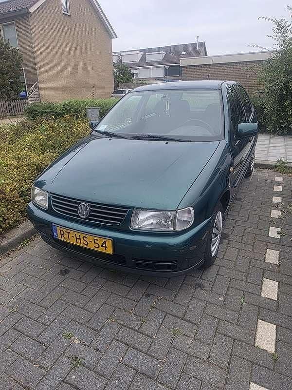 Gebruikt 1997 VW Polo Classicline Sedan | € 1.500 (Eerlijke prijs) - Afbeelding 1/4