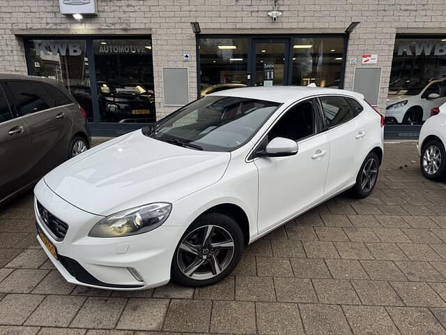 Occasion Volvo V40 R-Design 120 PK (88 kW) 2015 Wit Hatchback