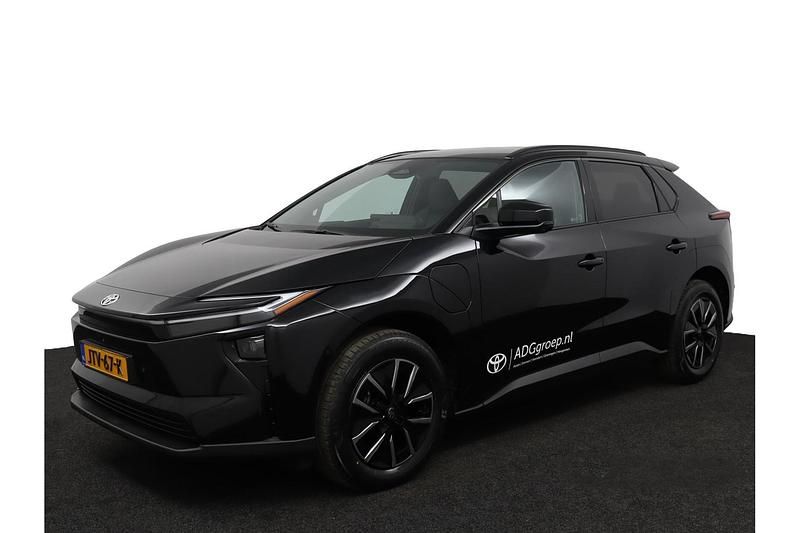Zwart Nieuw 2026 Toyota bZ4X Executive SUV | € 51.990 (Eerlijke prijs) - Afbeelding 1/1