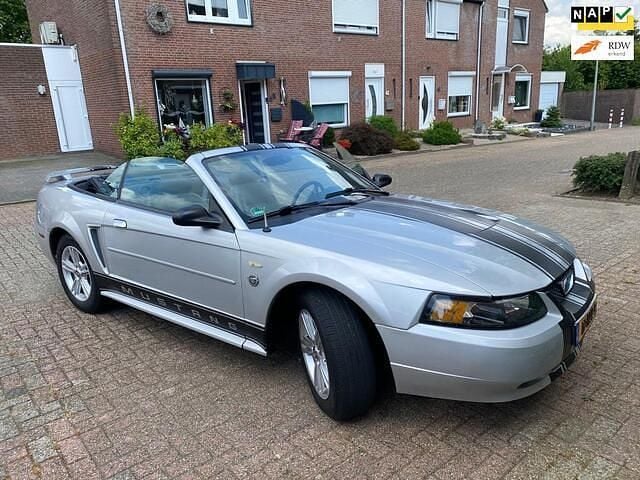 Grijs Occasion 2004 Ford Mustang Convertible Cabriolet | € 7.250 - Afbeelding 1/4