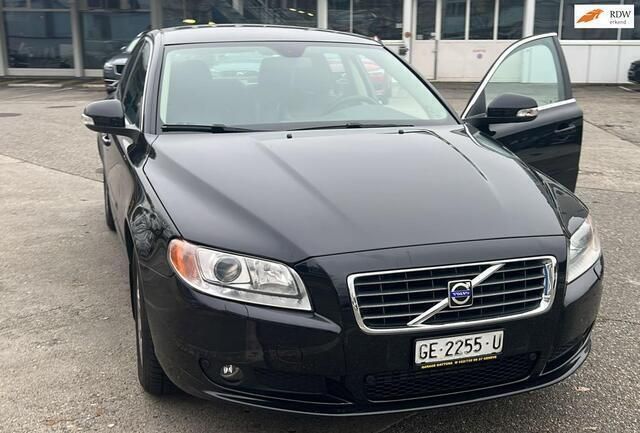 Zwart, metallic lak Gebruikt 2008 Volvo S80 Summum Sedan | € 13.950 - Afbeelding 1/4