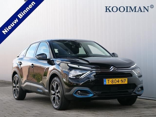 Zwart Gebruikt 2023 Citroën e-C4 Feel SUV | € 18.950 (Eerlijke prijs) - Afbeelding 1/4