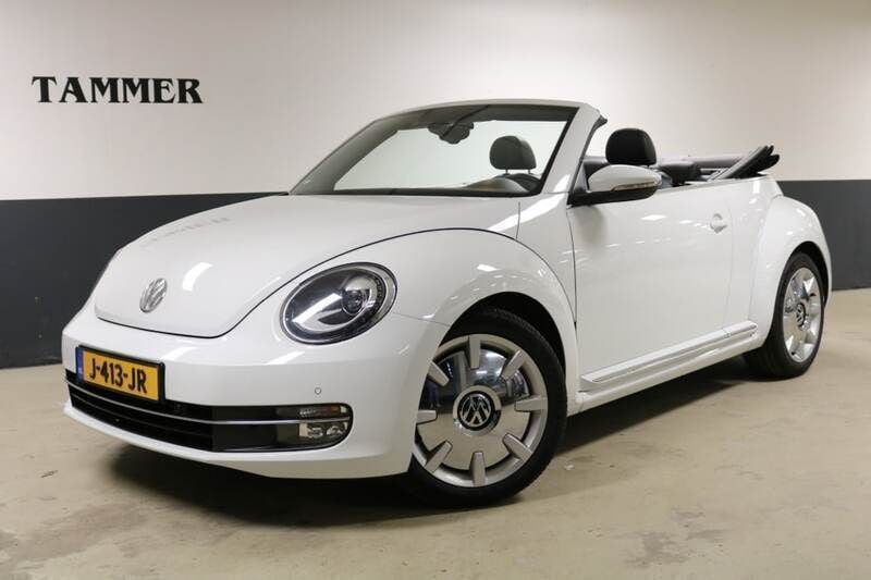 Wit, andere lak Gebruikt 2014 VW Beetle Design Cabriolet | € 19.450 (Eerlijke prijs) - Afbeelding 1/4