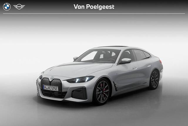 M brooklyn grau (c4p) Nieuw 2025 BMW i4 M Sport Sedan | € 72.412 (Super prijs) - Afbeelding 1/4