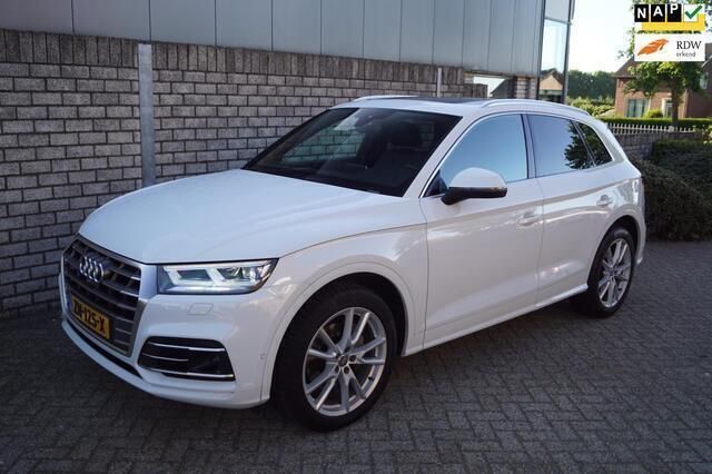 Wit Gebruikt 2019 Audi Q5 S-Line SUV | € 38.650 (Iets duurder) - Afbeelding 1/4