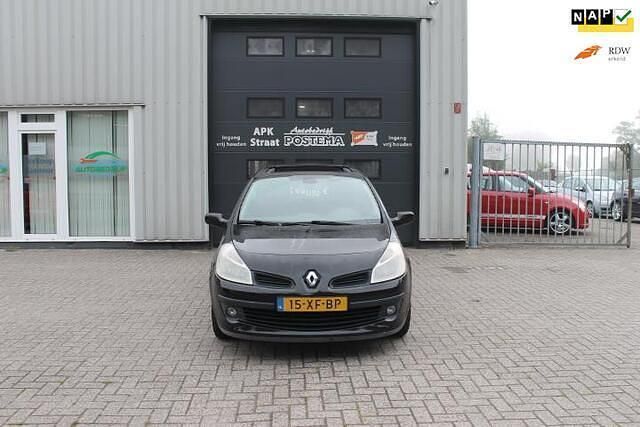 Zwart Gebruikt 2007 Renault Clio II Dynamique Hatchback | € 1.999 (Eerlijke prijs) - Afbeelding 1/4