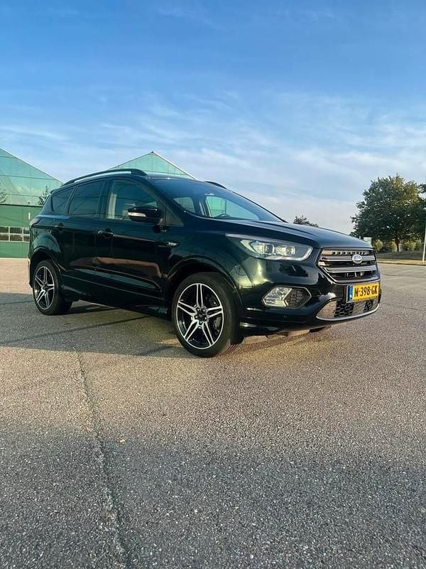Occasion Ford Kuga ST-Line 150 PK (110 kW) 2019 Zwart SUV