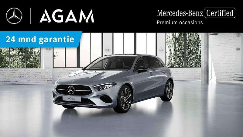 Grijs Gebruikt 2025 Mercedes A250 Business Hatchback | € 43.450 (Duur) - Afbeelding 1/4