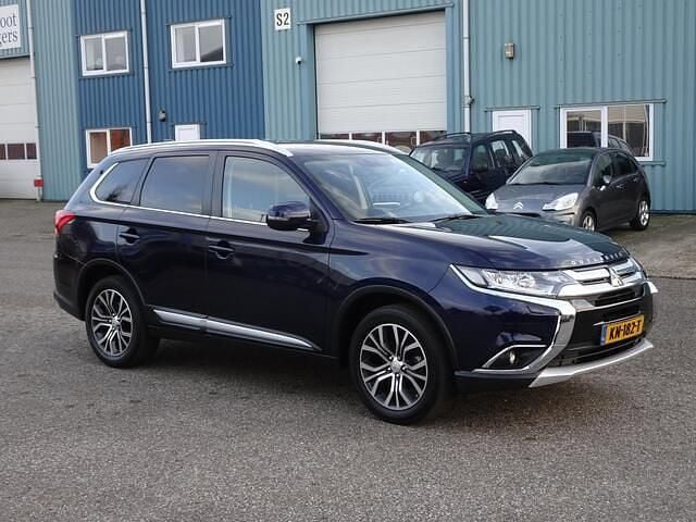 Occasion Mitsubishi Outlander Edition 150 PK (110 kW) 2016 Blauw SUV