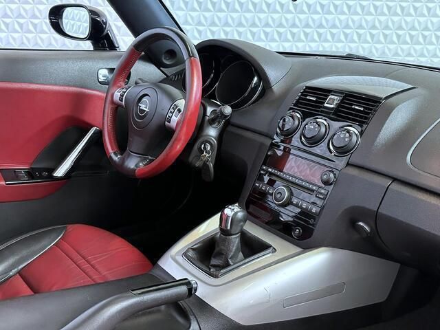 Zwart Gebruikt 2007 Opel GT Cabriolet | € 11.999 - Afbeelding 1/4
