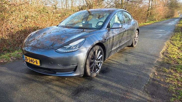 Occasion 2019 Tesla Model 3 Long Range AWD Sedan | € 17.000 (Super prijs) - Afbeelding 1/4