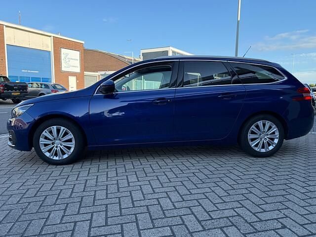 Occasion Peugeot 308 SW 110 PK (80 kW) 2018 Blauw Stationwagen