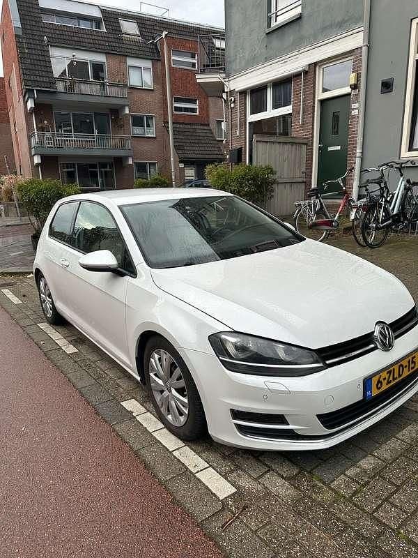 Occasion VW Golf Highline 140 PK (102 kW) 2013 Sedan