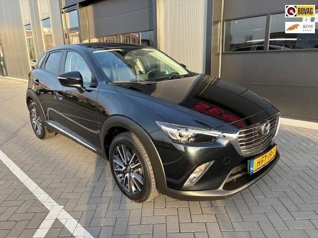 Zwart, metallic lak Gebruikt 2018 Mazda CX-3 Sports-Line SUV | € 20.950 (Eerlijke prijs) - Afbeelding 1/4