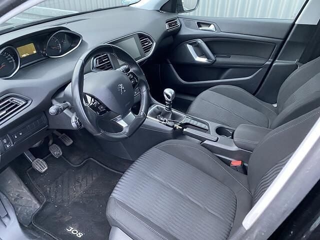 Occasion Peugeot 308 SW Allure 131 PK (96 kW) 2016 Zwart Stationwagen